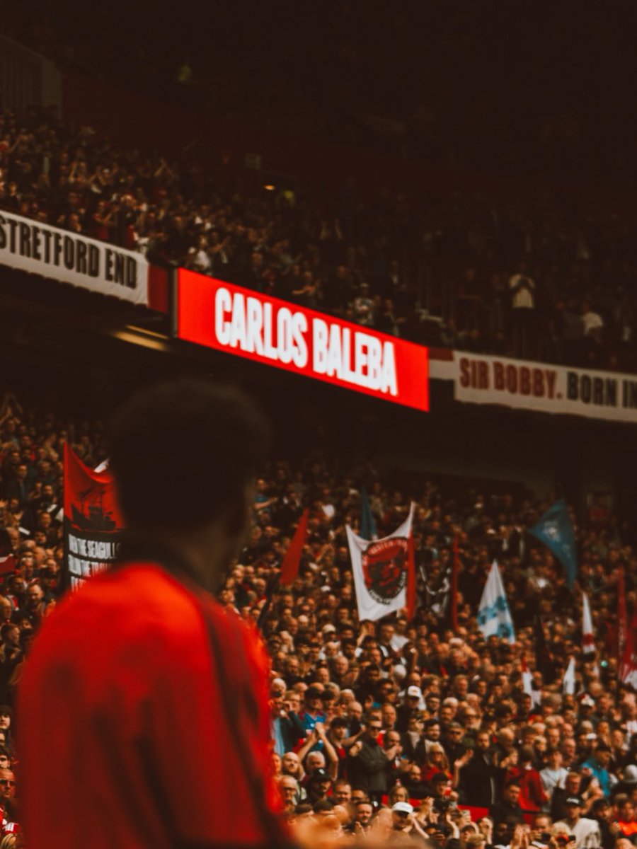 SimplyUtd's tweet photo. Carlos Baleba 🔜 ⏳️ https://t.co/F0NWFdNG6k