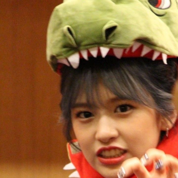 anyujingr's tweet photo. ANYUJINSAURUS ROR 🦖 https://t.co/KcB6mlD4dO