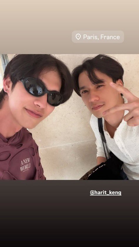 BbrightvcMyKid's tweet photo. แล้วทำไมน้องเก่งแย่งพี่ไบ๊ชู 2 นิ้ว คนแรกเลยป่ะ 🤣🤣🤣🤣 https://t.co/4p6SI68Mg8