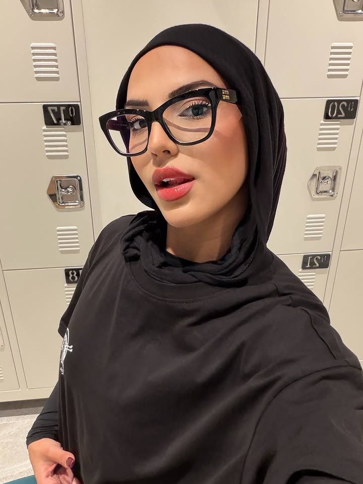 highinthe970's tweet photo. EDA DAŞTAN'ın hiçbir yerde olmayan içeriklerini paylaştık! Tıkla ve izle; https://t.co/kffNzRckGv https://t.co/9nFf7RXh8j