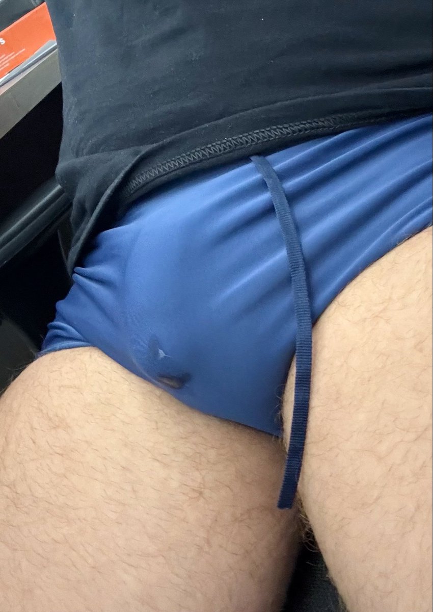 vidadesunga's tweet photo. Depois q fiz a primeira postagem meu pau ficou assim 🫢💦 famoso melzinho https://t.co/yQh6pod6nn