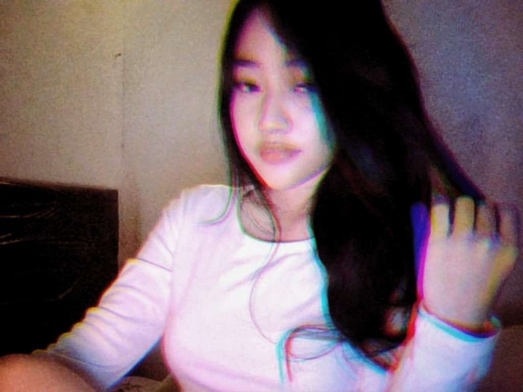 lonelyalisha's tweet photo. eh iya blur https://t.co/FGmHJyWFnz