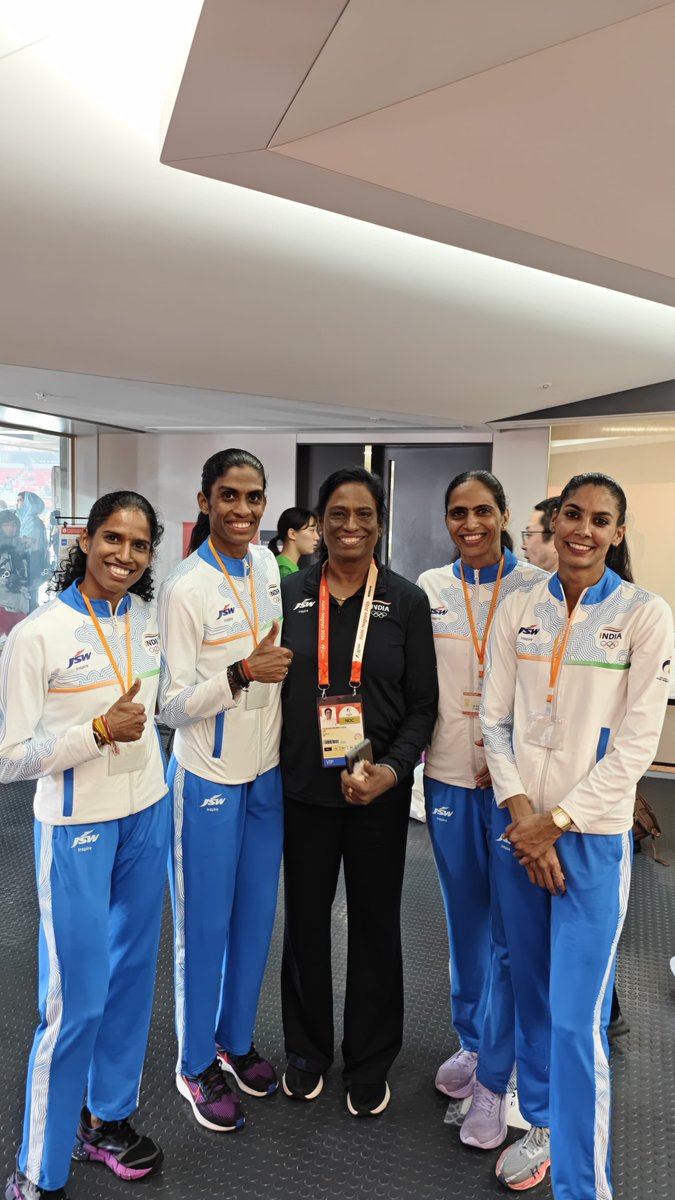 PTUshaOfficial's tweet photo. Tears of joy, hearts full of pride! 🇮🇳

Watching our incredible 4x400m women’s relay team storm to a Gold medal finish brought back a flood of memories. I could feel every single stride, every heartbeat, and every ounce of grit out there on the track.
(1/3) https://t.co/l3hBXi3q84
