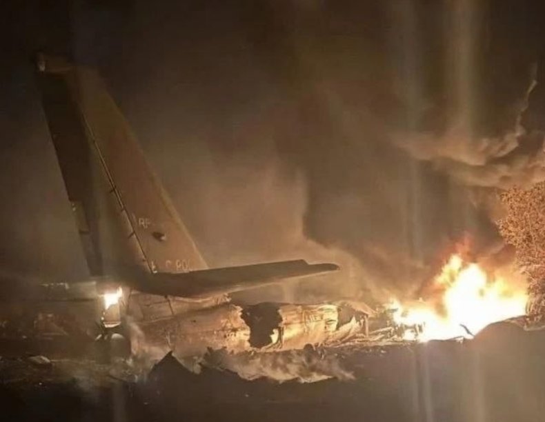 JayinKyiv's tweet photo. Yet another of Russia's dwindling long-range strategic bomber fkeet has bitten the dust.

 A Tu-95MS Bear heavy bomber crashed on takeoff in Amur this evening, reportedly 7 Russians were killed. ;(

Mostly built in the 1960's-70's, it's estimated that Moscow has around 70 total long range strategic bombers remaining.