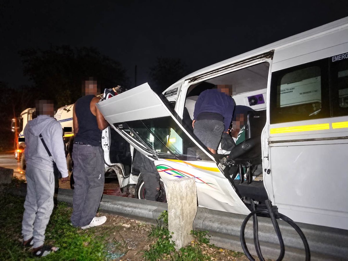 _ArriveAlive's tweet photo. Taxi Driver & Passengers Injured After Shooting: Amawoti – KZN
https://t.co/5rrGbPqnNW
#ArriveAlive #TaxiCrash https://t.co/R6Fo9EPb2d
