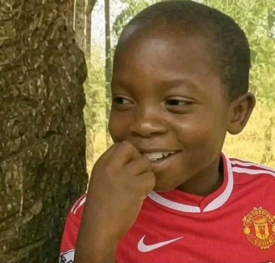 Ryconyyy's tweet photo. Nbs noise pollution wey shatta and medikal go take wound us on Friday 🤣 https://t.co/Yz2iLjvzh8