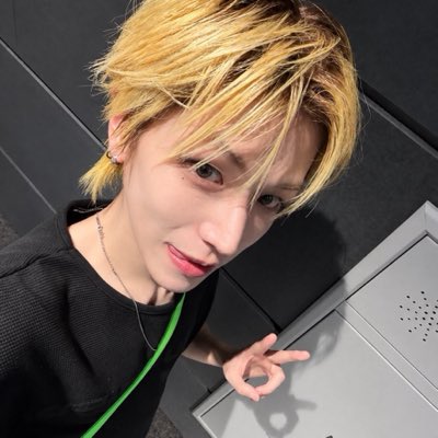 1milily_'s tweet photo. te quiero tanto riu ❤️‍🩹
#NuevaFotoDePerfil https://t.co/SsfatPmAvp