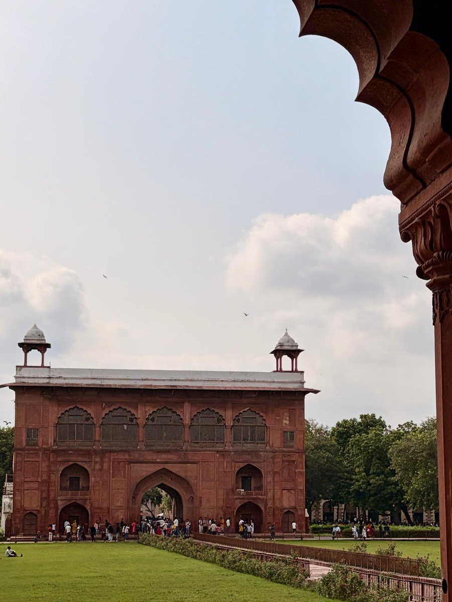 EUAmbIndia's tweet photo. Kicked off my #DelhiDiaries journey at the iconic Red Fort - a UNESCO World Heritage site and the historic setting for India’s Independence Day celebrations.

Now, I’m eager to explore more of this incredible city. What are your favourite spots? Share your recommendations below! https://t.co/HaVgDuwWrD