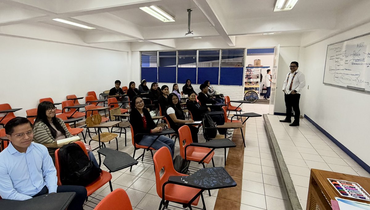 MoisesMolina's tweet photo. Clase de Procesos y Recursos. 9o semestre. Derecho. UABJO. https://t.co/QkEg97BNq2