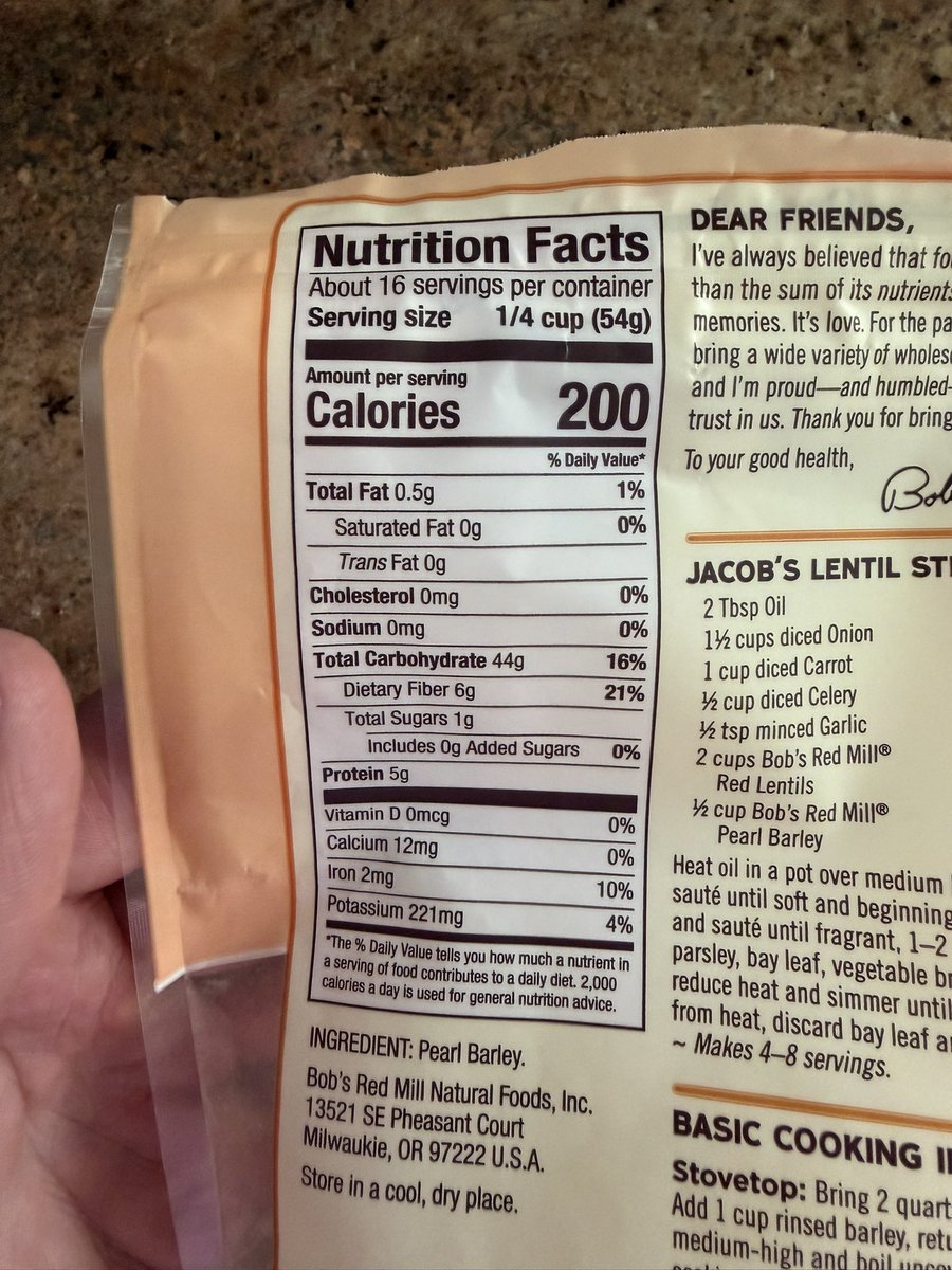 BTScienceGuy's tweet photo. Why is there complete silence on barley being an S-tier carbohydrate? I swapped a week ago &amp; love it!

6x more FIBER than jasmine white rice = lower glycemic hit and greater satiety
Only 40 more calories per serving
8G more carbs per serving
2G more protein per serving https://t.co/YXqyhCRirC