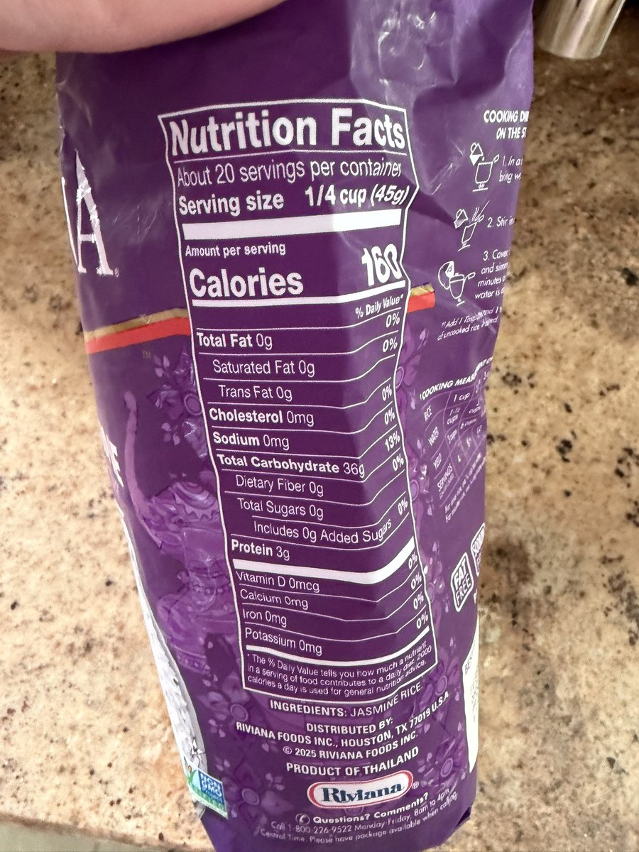 BTScienceGuy's tweet photo. Why is there complete silence on barley being an S-tier carbohydrate? I swapped a week ago &amp; love it!

6x more FIBER than jasmine white rice = lower glycemic hit and greater satiety
Only 40 more calories per serving
8G more carbs per serving
2G more protein per serving https://t.co/YXqyhCRirC