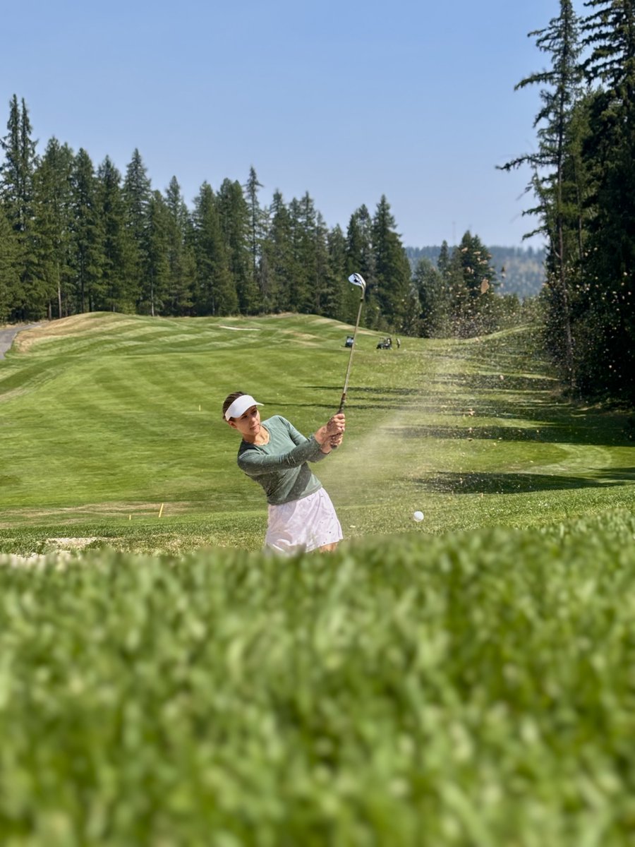 SkiKimberley's tweet photo. Were you an RCR Season Passholder this past winter? Get 50% off a green fee at Trickle Creek Golf Resort with a regular-priced green fee! Valid Mon–Thurs anytime, after 1 PM Fri–Sun &amp; holidays. Passes from Fernie, Kimberley, Kicking Horse &amp; Nakiska accepted. 250-427-3389 to book. https://t.co/M6PiDKa4Cm
