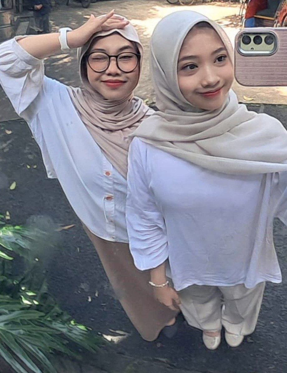 titipbacol's tweet photo. pejuhin kontolin nih titipan dm
#pejuhin #kontolin #cumtributeِs #pejuhinfoto #bacol #hijab #crot https://t.co/DyQAN5iu3h
