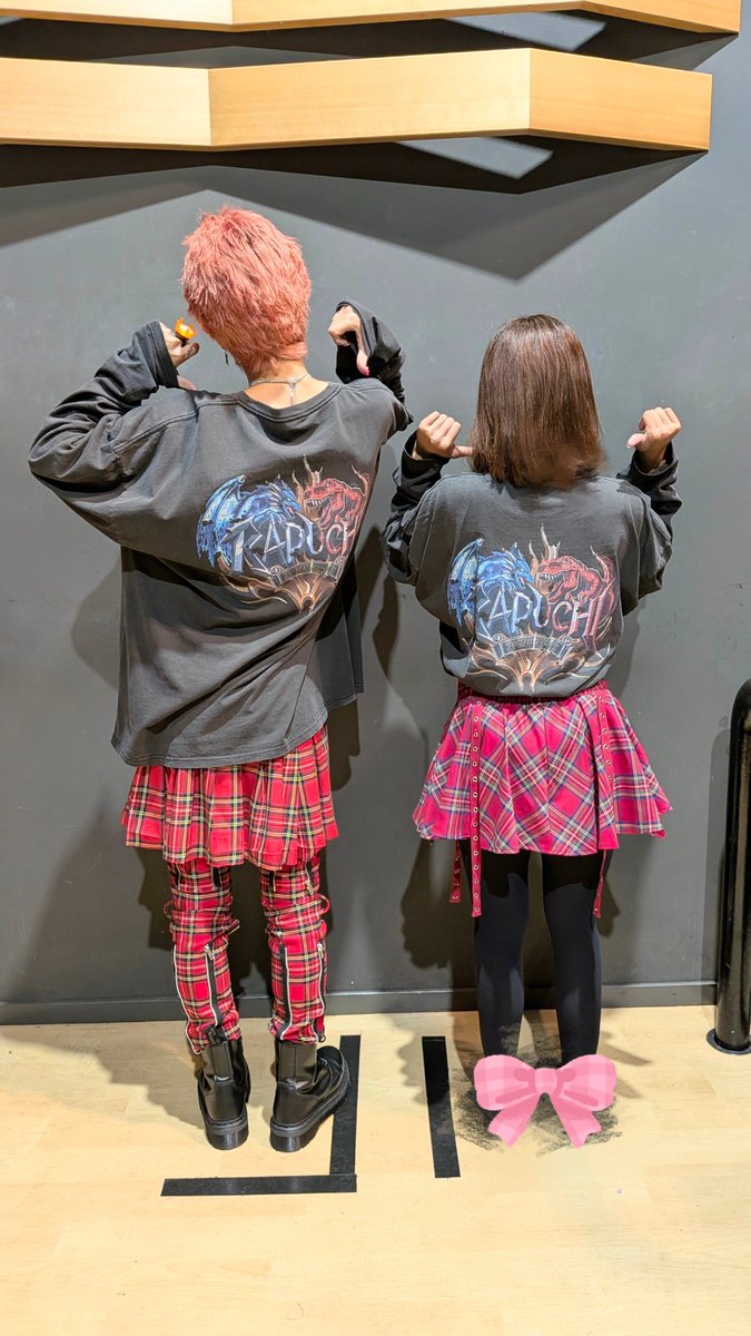 hatorishou___'s tweet photo. お洋服オソロみたいで可愛かった🎶 https://t.co/aCI8nhAQY8