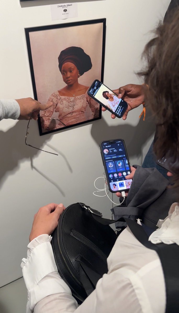 Jag_ubani's tweet photo. First Art Exhibition in London

Really grateful for the opportunity to physically share my work in front of an art loving audience.

Felt so amazing to hear and see how people actually felt about my art, aside from the screen likes and comments.

Here’s to many more.  ❤️🍾 https://t.co/XxvJSnrgez