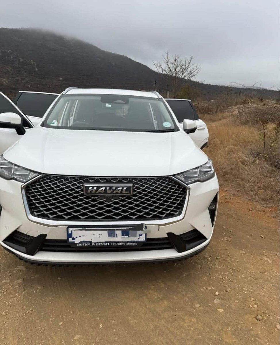 _ArriveAlive's tweet photo. A suspected abandoned vehicle and illicit cigarettes recovered in the Mankweng policing
https://t.co/tIFz8dIVCj
#ArriveAlive #Crime @SAPoliceService https://t.co/tHSAc2e63B
