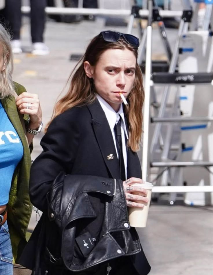 motionsukiness's tweet photo. happy birthday julien baker thank you for existing https://t.co/FrhEF6N9LC