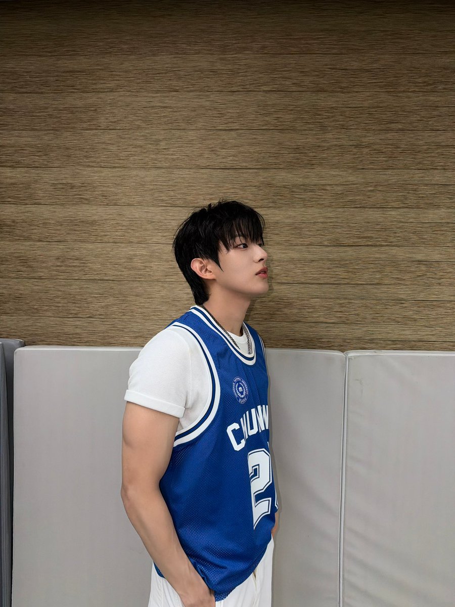 AHOF_official's tweet photo. 충남대👍👍
너무 즐거웠어요!! 충남대 학생분들 화이팅!!💙

#AHOF #아홉
#STEVEN #스티븐 https://t.co/ECwmrZ6c9o
