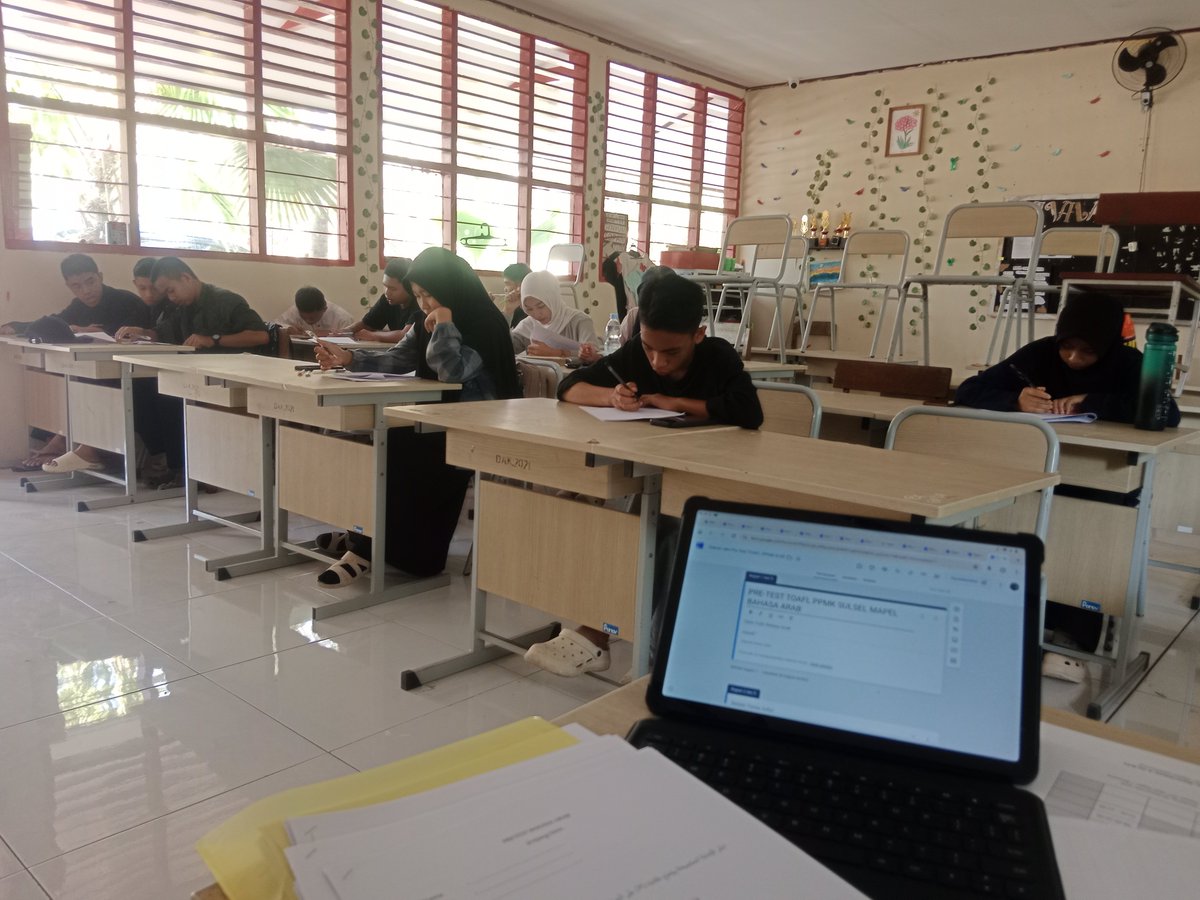 fiknunuy_'s tweet photo. Mood yang minimalis ini, bersaing dengan riwehnya rutinitas 🙈🤏🏻 https://t.co/MOFPSEBYPT