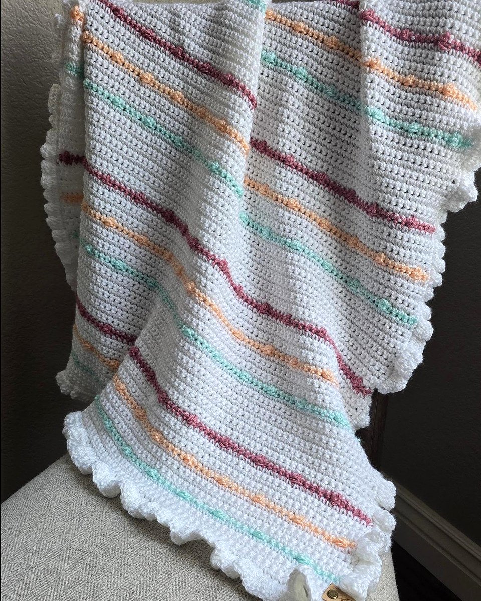 LionBrandYarn's tweet photo. A little handmade happiness to snuggle under. 🥹🧶
The Cottony One® Yarn: https://t.co/6V7WTkG7E9
📷 _hookedbyg_ (IG)
.
#crochet #crochetallday #crochetaddict #crochetlove #yarn #yarnlove #yarncrafts #handmade #diycrafts https://t.co/sNhYhm8BWp