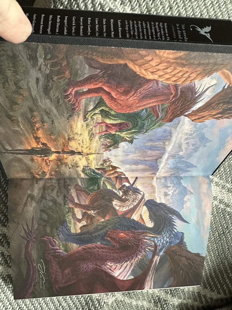 KerryE41961's tweet photo. Oh my god!!  ‘Threshing Day’ arrived! Beautiful illustrations and cover shimmering🐉🥰. #rebeccayarros https://t.co/vAuSgpGpG2