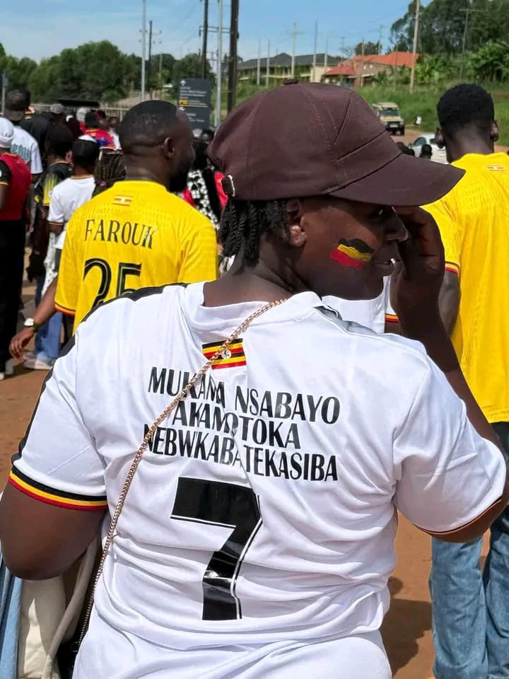 erich_mboowa's tweet photo. Ugandan football fans as usual! https://t.co/62P26cCFT6