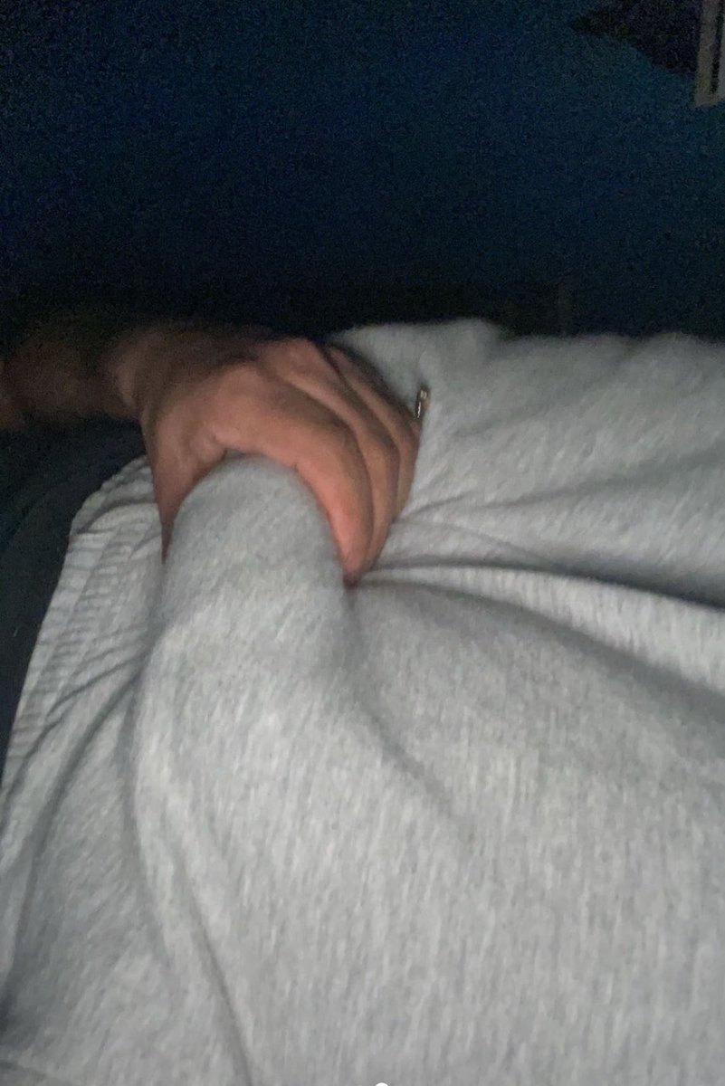 DlLadStoke's tweet photo. Want a meet frsss horny and hard as fuck only femmes,trans,females and swingers message me 
SOUTH YORKSHIRE📍

#nsfwtwtًً #fyp #dl #hung #hungtop #dom #swingers #uk #sheffield #femme #trans #dtf #hmu #dl https://t.co/yaeaFU3h8B