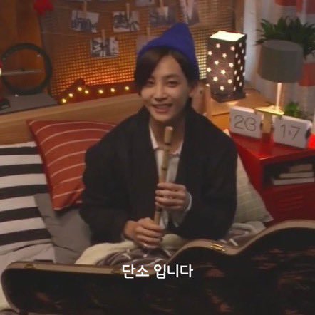 OHOHOHOH_ONG's tweet photo. 시발 내수용 밈 ㄹㅈㄷ https://t.co/fTYSzYUFXT