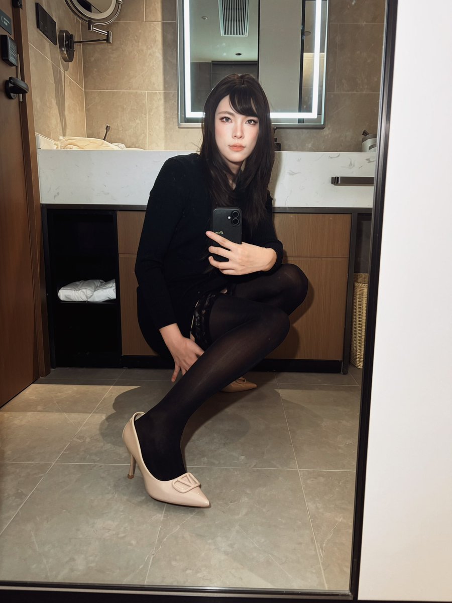 KWalkley2504's tweet photo. 到重庆啦，有3个小愿望，被ZN牵出去伪街，去砂舞被摸屁股，被ZN和朋友3P，不知能实现几个呢 #重庆 #重庆cd #重庆伪娘 #sissy #伪街 https://t.co/k6ySVBVY0R