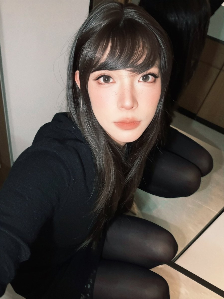 KWalkley2504's tweet photo. 到重庆啦，有3个小愿望，被ZN牵出去伪街，去砂舞被摸屁股，被ZN和朋友3P，不知能实现几个呢 #重庆 #重庆cd #重庆伪娘 #sissy #伪街 https://t.co/k6ySVBVY0R