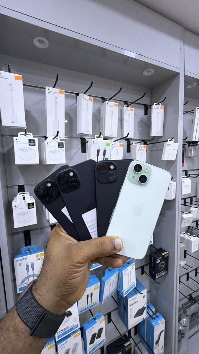 yankeeplug_'s tweet photo. Yankee Sweet Deals 🚨

iPhone 15 128gb / 256gb ESIM Only 🏷️: ₦499,000 / ₦535,000
• Bh 80%-89% https://t.co/1QiD4PnV6t