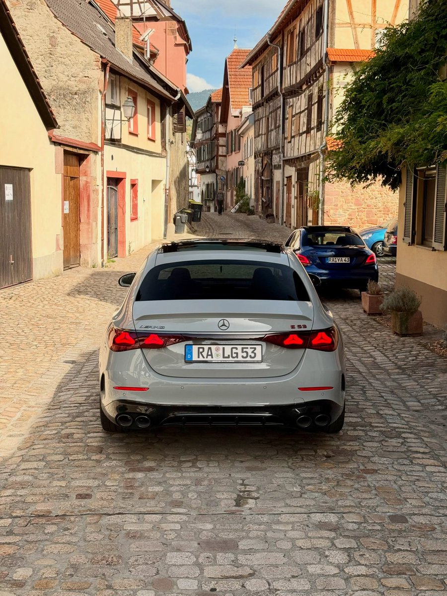 streetjour's tweet photo. AMG E53🦋 https://t.co/PeFTKqMV9u