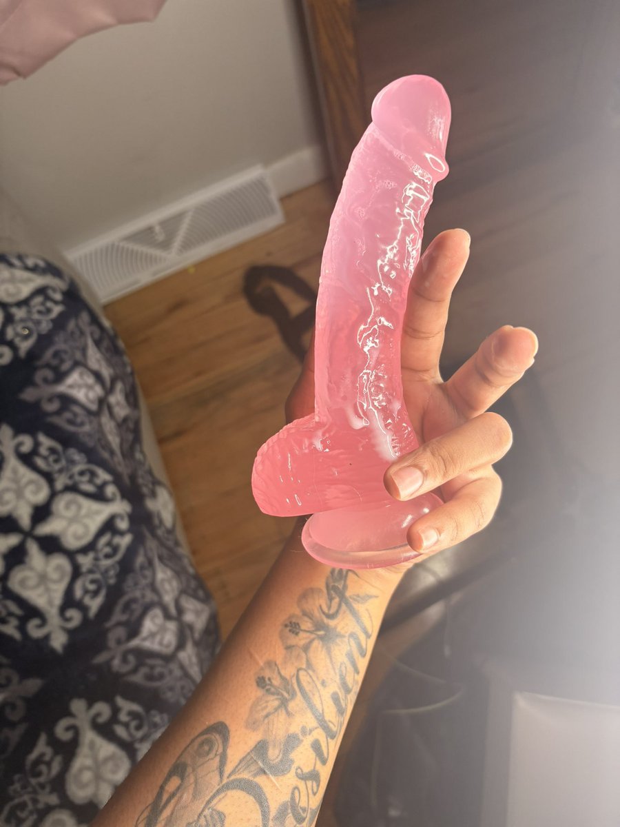 foreignnCi20's tweet photo. Available for FaceTime,meets and sext hmu only if you’re interested 🥵😈
#content #nsfwtwt #subtwt #nsfw
#sluts #horny #nsfw #nsfwtwt #nsfwtwt #goon #goonette
#gooner #cum #slut #whore #tits #ass #bigtits #boobs #latina #cumtributes

#chubby #solo #dildo https://t.co/CV2WrBH7Ou