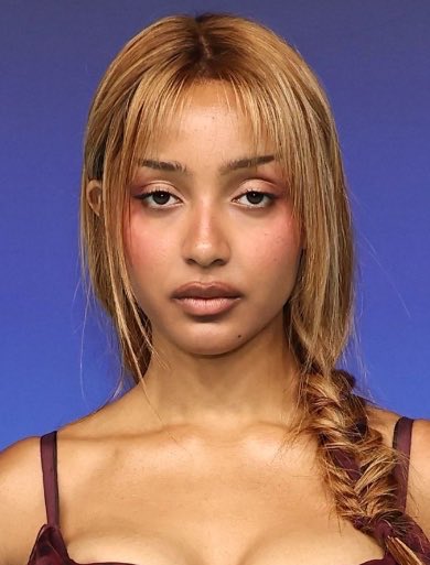 pantheressed's tweet photo. this face card needs to be studied https://t.co/4XrCjaRrrG