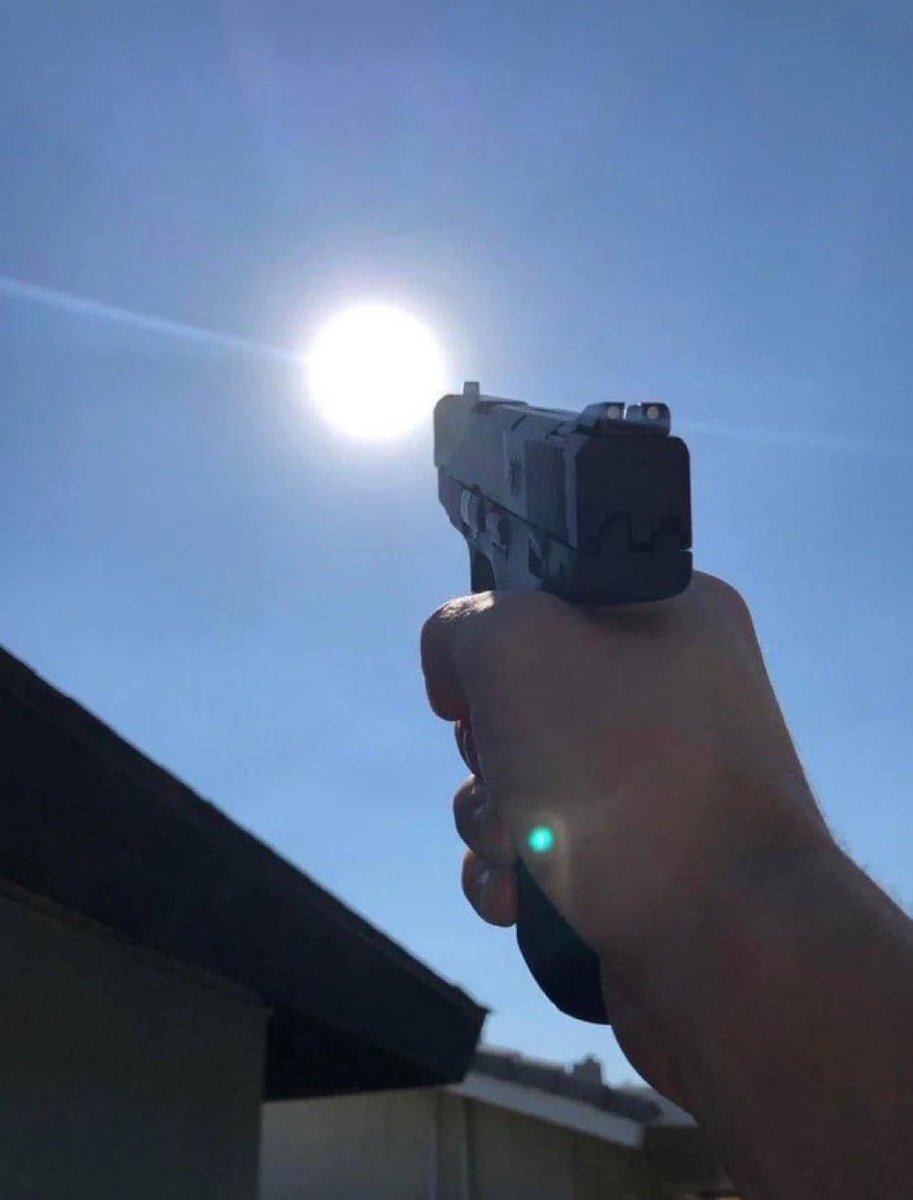 sanadorabel's tweet photo. is the sun bothering you my princess? https://t.co/WyHzRjWs67