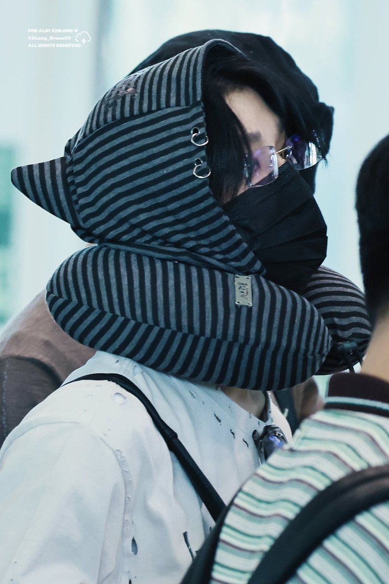 XLong_Rrooo311's tweet photo. ♡ ˵^•〰️•^˵ ⟆ 

#씬롱 #鑫隆 #XINLONG #シンロン 
#ALD1 #ALPHADRIVEONE https://t.co/m2r2yT9qGG