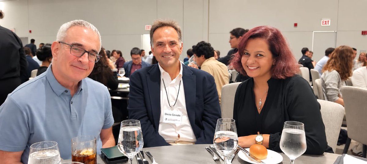 andlib_econ's tweet photo. A memorable experience at AFE Conference at the University of Chicago. Inspiring discussions on field experiments, causal inference, and policy, with insights from @metrics52 &amp; @Econ_4_Everyone. A few favourite moments from Chicago!

#AFE2026 #ExperimentalEconomics #RCT https://t.co/Du9FSoP96E