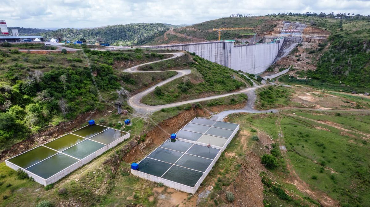 WilliamsRuto's tweet photo. The scale of Mwache Dam in Kinango Constituency, Kwale County, which we are building at a cost KSh45 billion, demonstrates what we can achieve through strategic investment in critical infrastructure. https://t.co/fuHNzH4ci0