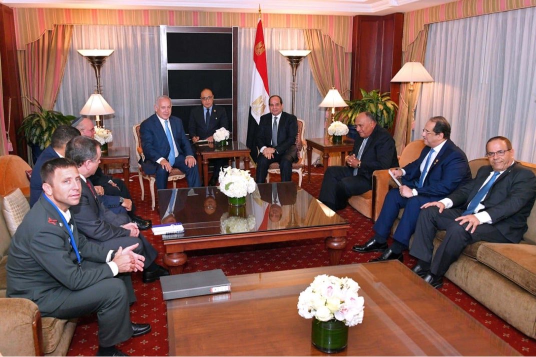 MohamedHnid's tweet photo. بالنسبة لمصر فهي فعلا مقاطعة صهيونية قلبا وقالبا. مصر العسكر هي فخر الصناعة الصهيونية وجيش مصر هو أخطر كتيبة في الجيش الصهيوني ضد العرب والمسلمين. https://t.co/a37q6knv7p