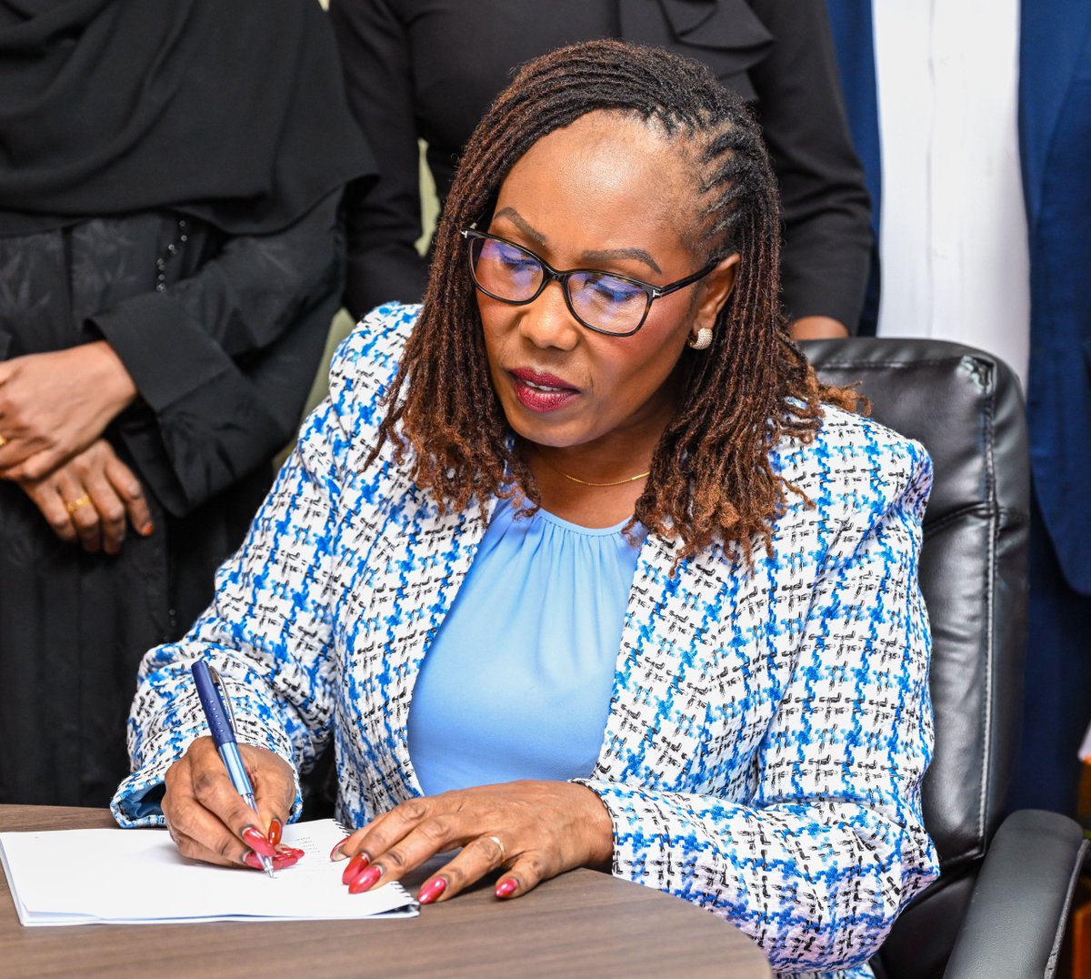CEOCOG's tweet photo. Today, I signed an MoU between the @KenyaGovernors and Savanna Global Health Institute (SGHI) to strengthen county-led learning and knowledge exchange in Primary Health Care.

Through the County Joint Learning Network, we will support counties to document what works, share lessons and scale practical solutions in health financing, quality of care, supply chain and performance management.

This partnership strengthens our commitment to ensuring that evidence and county experience inform better health outcomes across Kenya’s 47 counties.