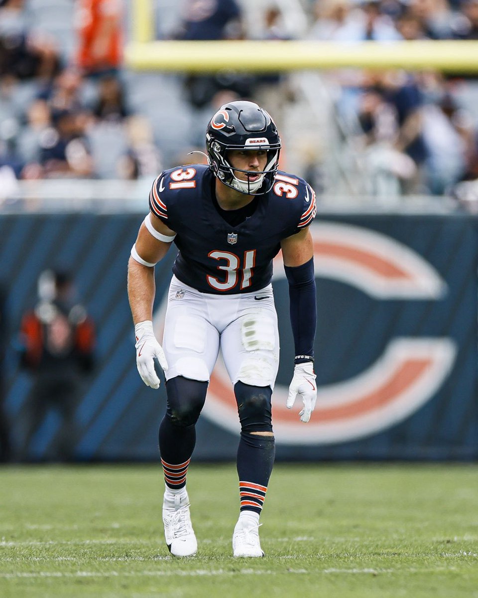 davebftv's tweet photo. Dillon Thieneman through 3 games:

4 receptions allowed
13.4 passer rating when targeted
2 QB pressures
7 defensive stops
3 passes defended
1 INT
23 total tackles (15 solo)
1 missed tackle 

Are you not entertained? https://t.co/10XwykKnJV