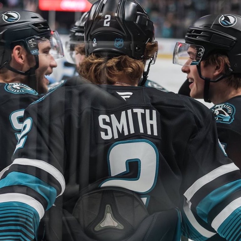 whimsyteal's tweet photo. it’s will smith hockey day until sharks home opener! #turnitallteal https://t.co/fif5YG4TI3