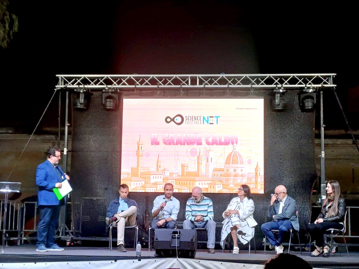 CNRDTA's tweet photo. Alla #NotteEuropeaRicercatori, Francesco Petracchini (@echopetra), direttore del @CNRDTA, ha partecipato a “Il grande caldo”

Dal #microclima urbano ai sistemi di monitoraggio, un confronto su clima, città e strategie di prevenzione

@NDR_SOCIETY 
@ScienzaInsieme
@CNRsocial_ https://t.co/q7qDsp3641