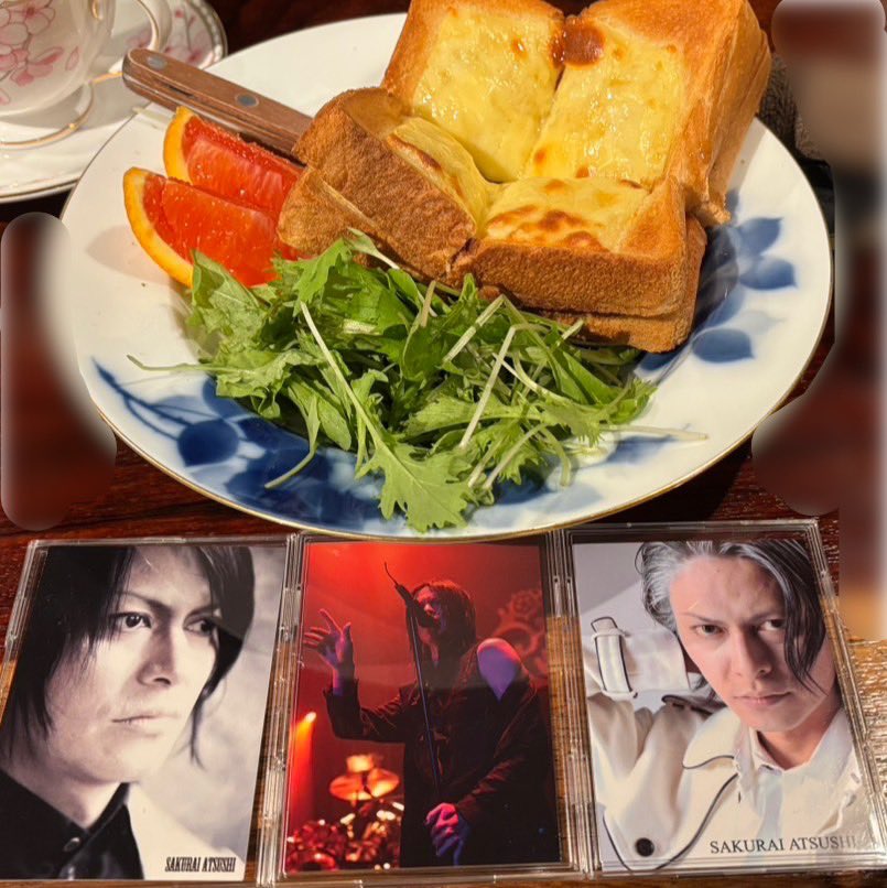 Match_B_BT's tweet photo. IKBに用事がありまして、また純喫茶キラーズにお邪魔しました。
「雨の日にでっかい手荷物を持ってRHに移動するのは大変かも」と思って、遅い時間までお邪魔してしまいました！ https://t.co/w1ApZCTHZw