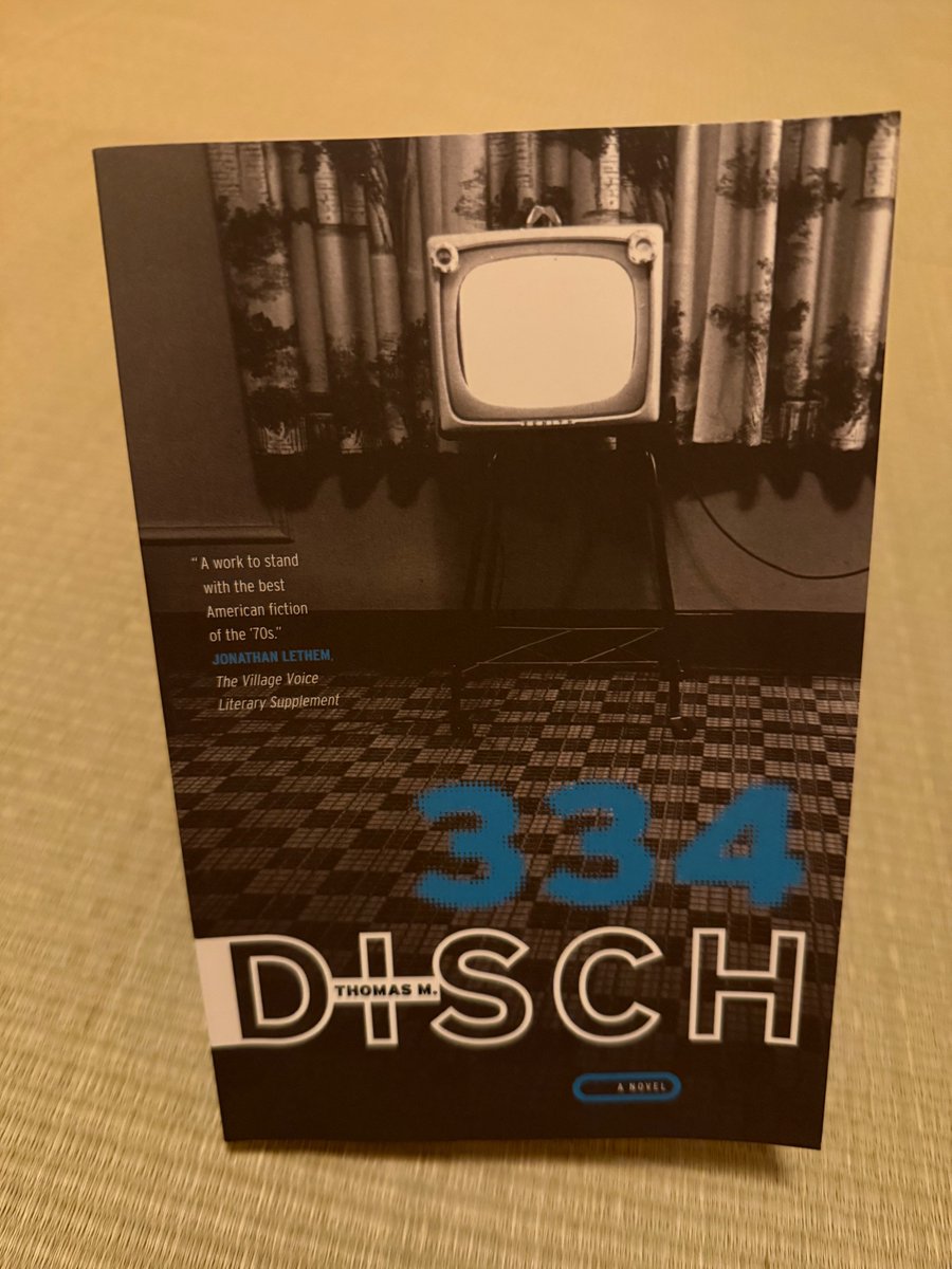 Dice_Carver's tweet photo. トマス・M・ディッシュ『334』(1979, 増田まもる訳) の原書『334』(1972) を読み始めました。  

#読書メモ https://t.co/hFBWgjZhKD