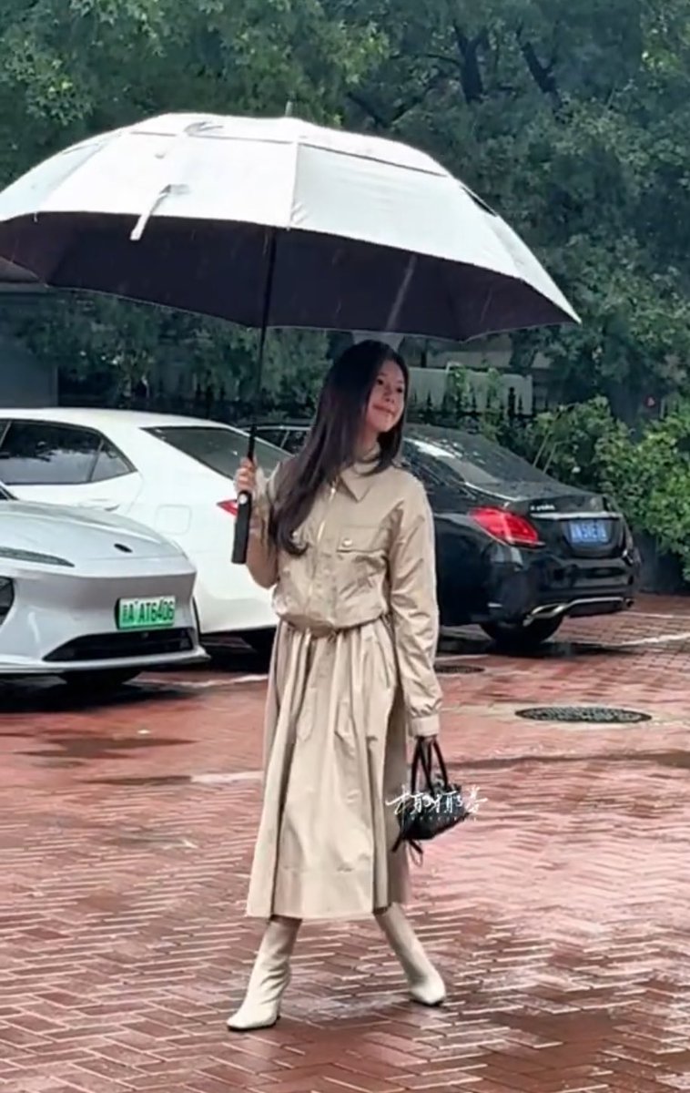 youniebear's tweet photo. when i thought i’ve seen every single xuyan reuter out there but WHAT not this one?! 

i can’t believe op held onto this clip for two whole years https://t.co/d7MnYrs9Mg