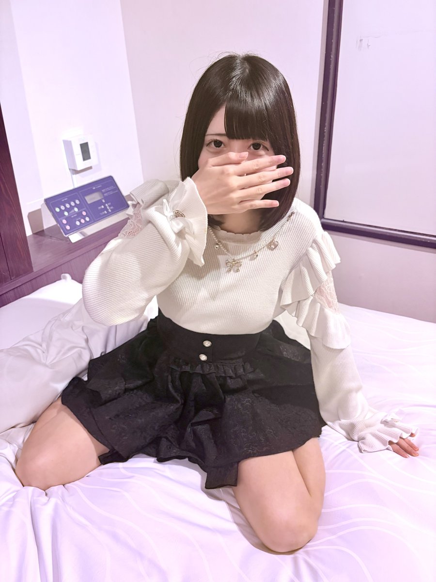 dedechan2525's tweet photo. 🎉人生初レポ🎉
何度も会ってるのあちゃん👶💕
相変わらず可愛くてスタイル抜群！
愛嬌がとても良くトークも盛り上がり
毎回あっという間に時間が過ぎるッツ
※写真は完全無加工です！
（ポーズはとある方リスペクトw） https://t.co/sU8gi3VWdT