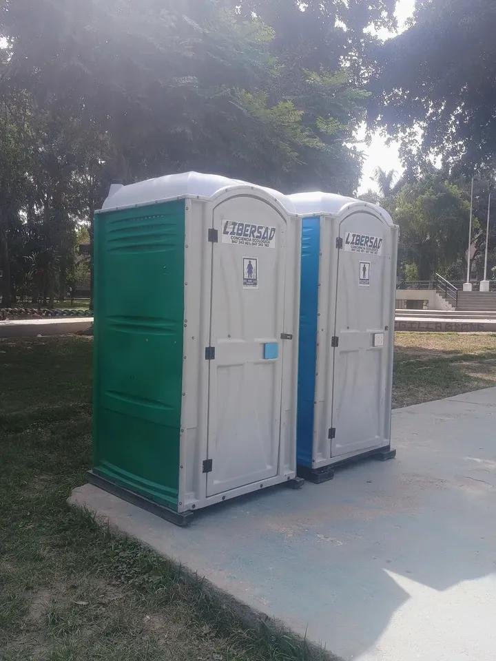 LibersadEirl's tweet photo. La logística de un evento masivo o una reunión privada requiere atención al detalle. 🚛🚛🚛

En LIBERSAD ♻️, somos tus aliados en higiene.

✅Nuestras unidades en acción: Limpieza garantizada.

✅Capacidad: Opciones para eventos pequeños y grandes concentraciones. https://t.co/nkhOkAMzrV