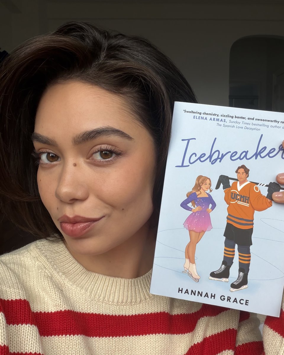 NetflixFR's tweet photo. Nos prochaines obsessions !!
ICEBREAKER, la nouvelle série adaptée du roman d’Hannah Grace, prochainement. https://t.co/t2EA5V8JRK
