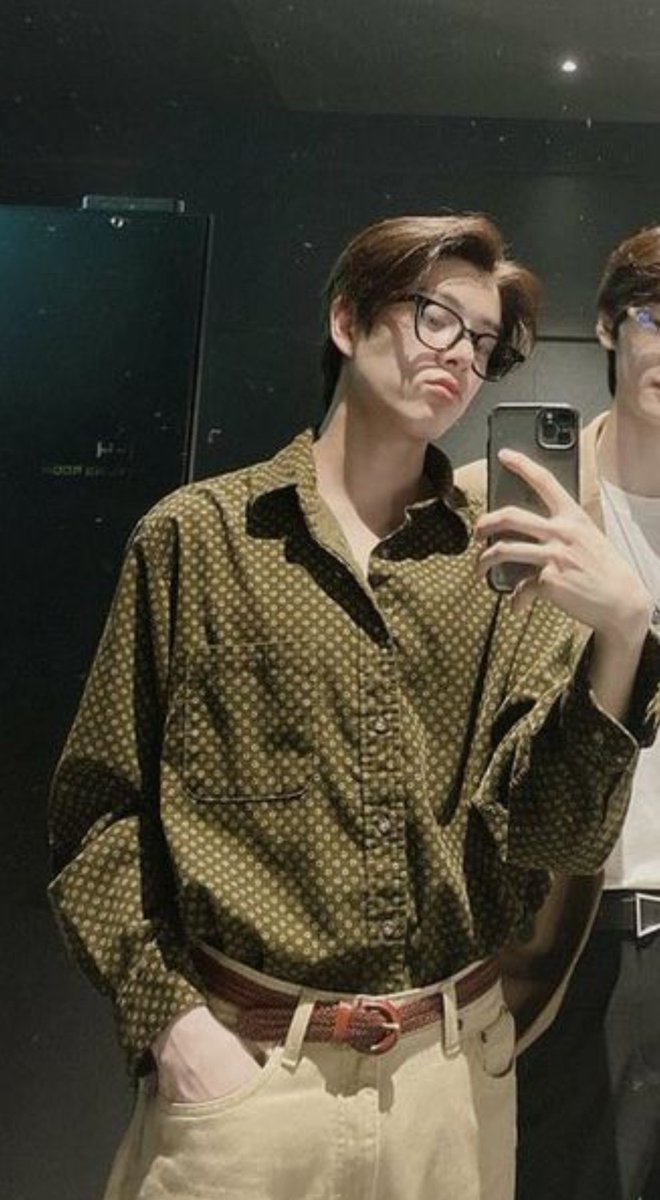 jakeyoyasumi's tweet photo. Too much ✋
#JAKE #제이크 #엔하이픈_제이크 https://t.co/pBqp6f0dIg